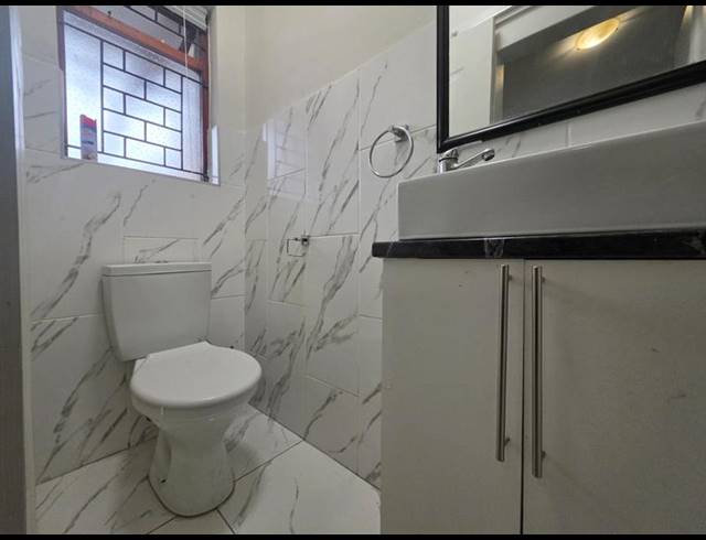 2 BEDROOM PROPERTY TO RENT IN BLOMTUIN